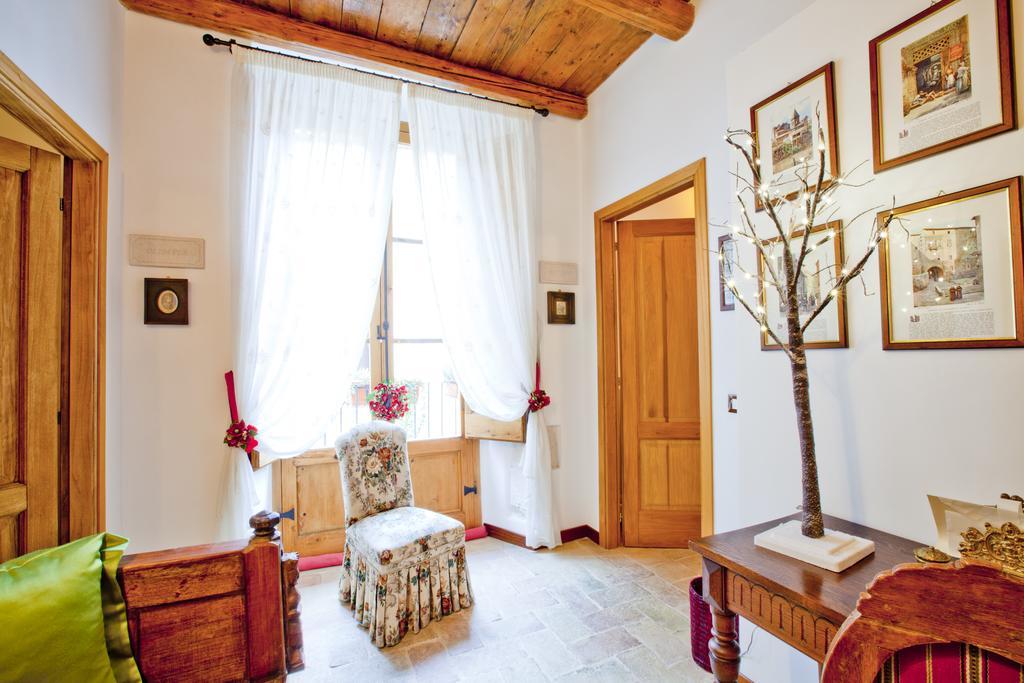 B&B Il Marchese Del Grillo ซุลโมนา ภายนอก รูปภาพ