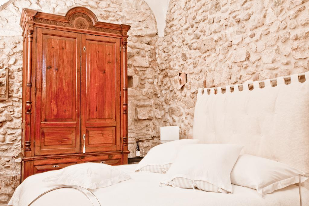 B&B Il Marchese Del Grillo ซุลโมนา ห้อง รูปภาพ
