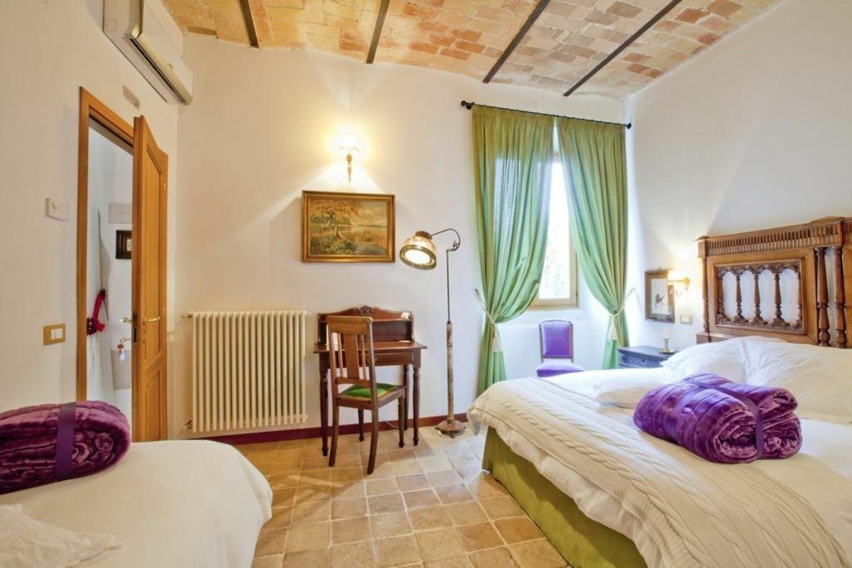 B&B Il Marchese Del Grillo ซุลโมนา ภายนอก รูปภาพ